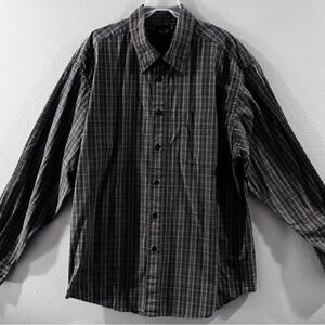 Dockers Men's Dark Plaid Button Down Shirt